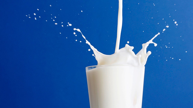 0404 milk هفت خاصیت شیر برای سلامتی 