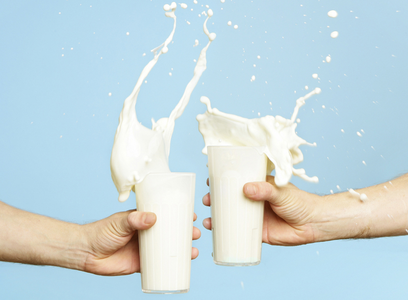 milk هفت خاصیت شیر برای سلامتی 